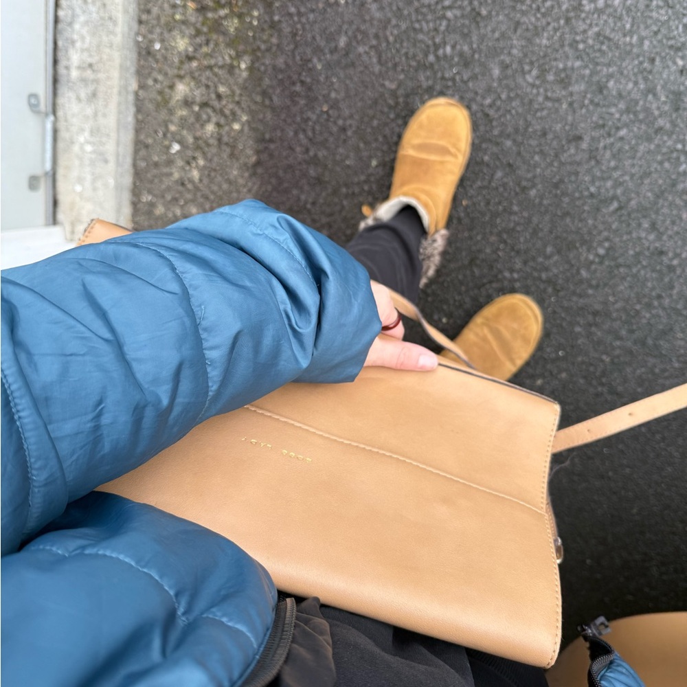 Tan Bag “Boss Lady”